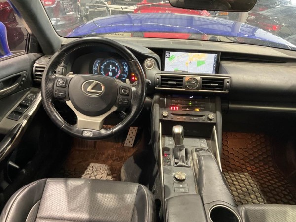 Lexus IS300 FSPORT 2018