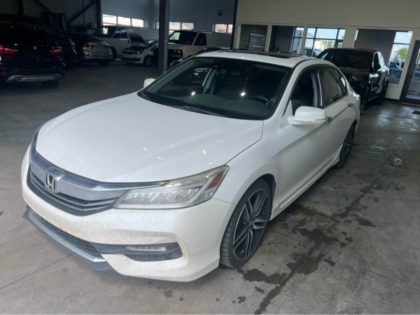 Honda ACCORD TOURING 2017