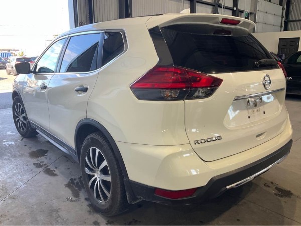 Nissan ROGUE 2017